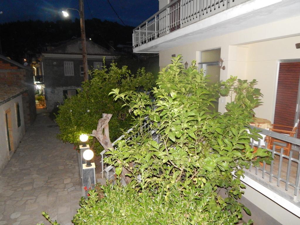 Apartamento Cornelia Lákka Exterior foto