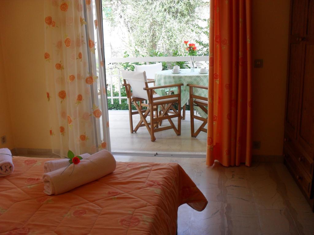 Apartamento Cornelia Lákka Habitación foto
